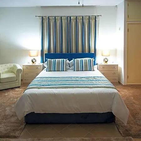 ヴィラ Sleeps 14 Pool Air Con Wifi ラゴス
